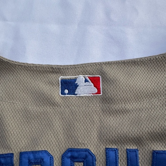 Clayton Kershaw Dodgers 50th Anniversary Grey Road Jersey Size 54 (XXL) - Picture 7 of 13